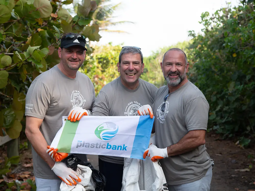 David DiBernardino, Senior Vice President, Sales Beauty Care, North America, Filippos Minaidis, Regional Head, Beauty Care Retail North America & General Manager, Zotos Professional and David Katz participated at a Henkel beach clean-up event, held in San Juan, Puerto Rico in February 2020.