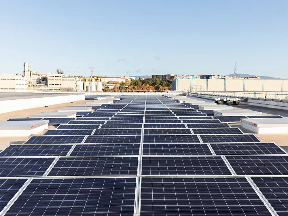 Solaranlage an der Henkel-Produktionsstätte Montornès del Valles, Spanien