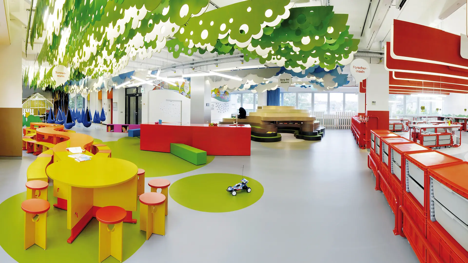 kids lab interior design