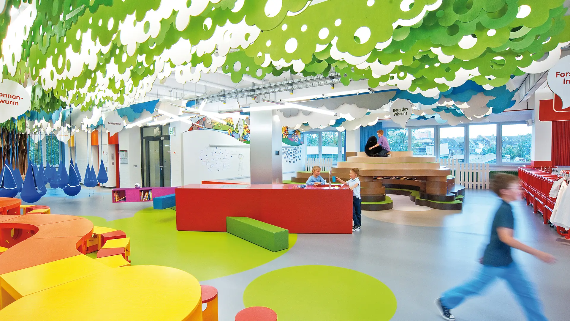 kids lab interior design