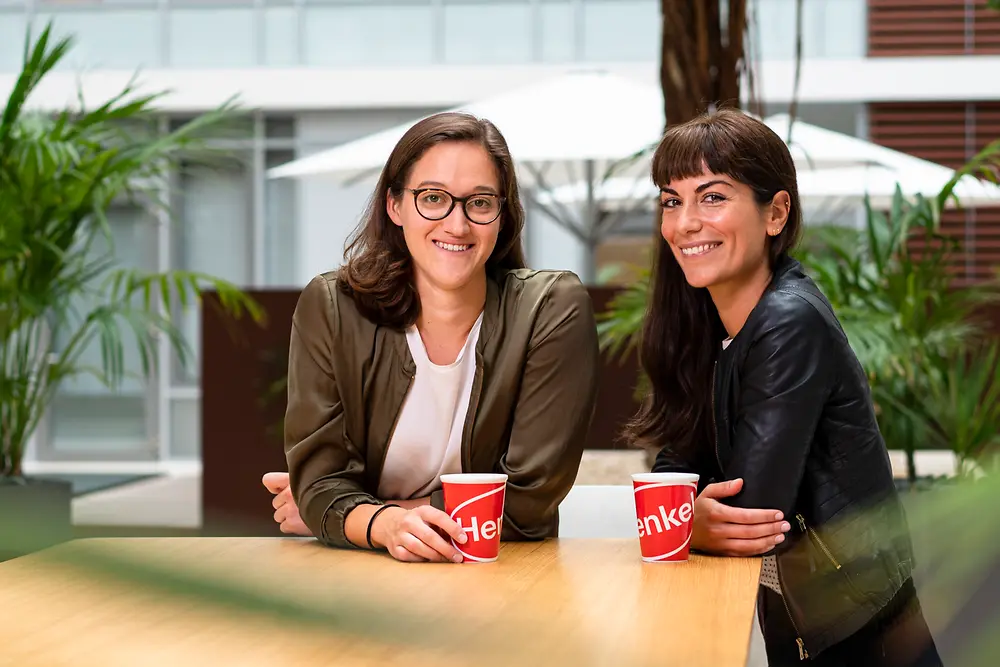 Laura Überbacher und Mia Doskas